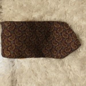 Karl Lagerfeld 100% silk neck tie 56"x, 4"